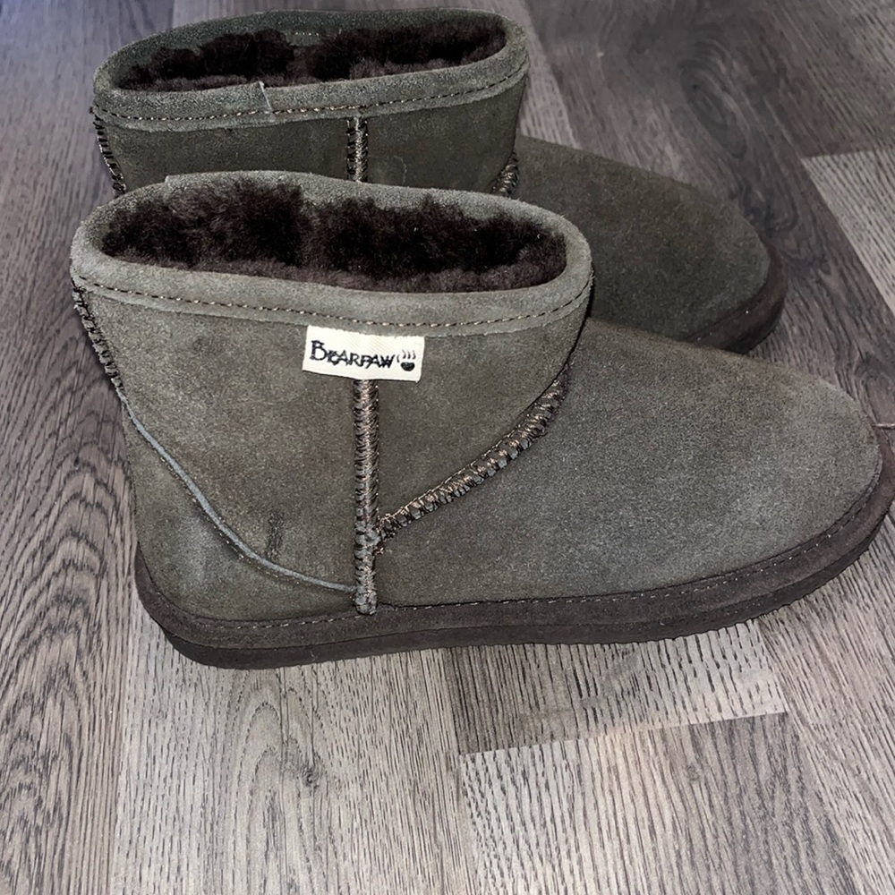 Bearpaw women Elle short suede Brown ankle boots